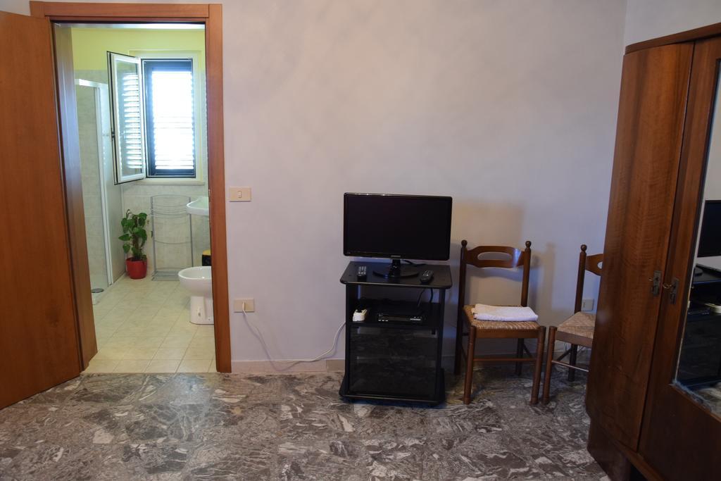 La Scogliera B&B San Vito Chietino Exteriör bild